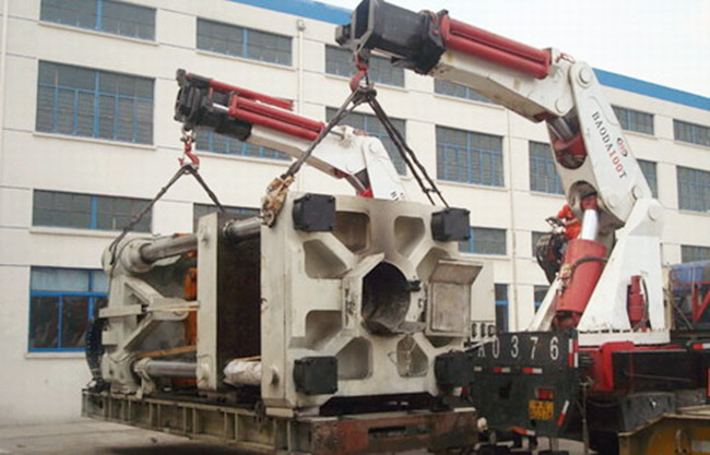 ���������O����\�����O����\���֔��С��